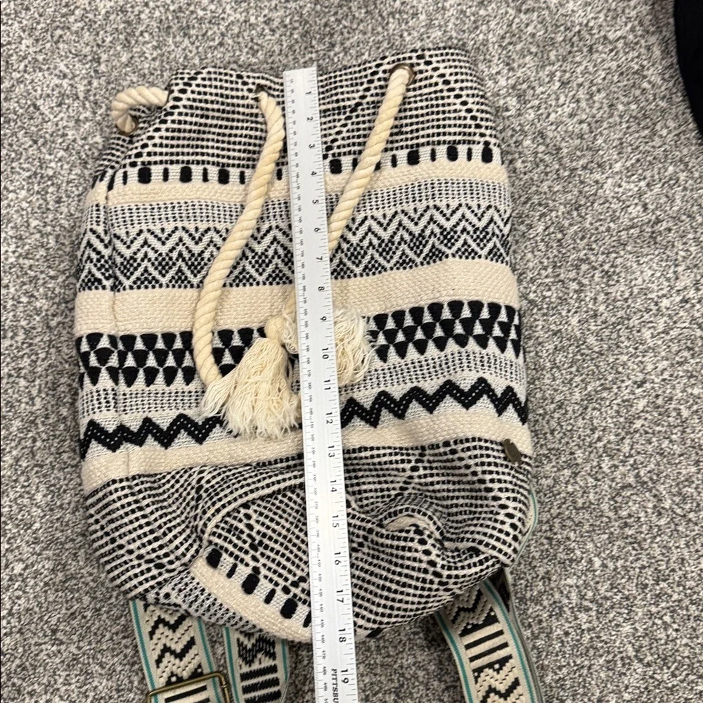 Billabong Cream and Black Bohemian Festival Aztec Drawstring Rope Backpack